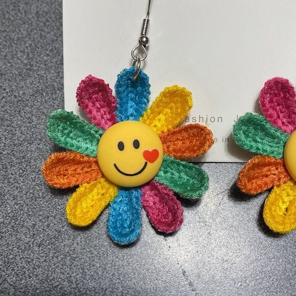 New Smiley Face colorful dangle earrings boho rainbow - Picture 2 of 7